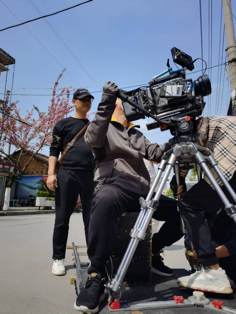 姜堰区广告片拍摄：快消品牌爆款之选，网感内容适配社媒传播！